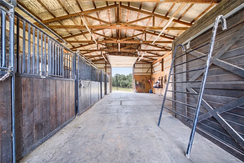 13354 E 520 ROAD Colcord, OK 74338