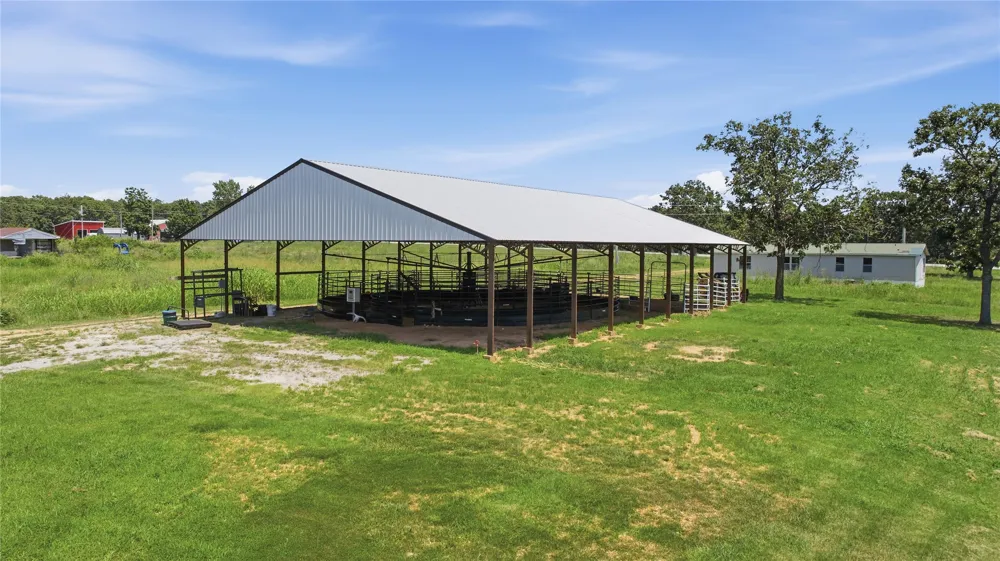 13354 E 520 ROAD Colcord, OK 74338