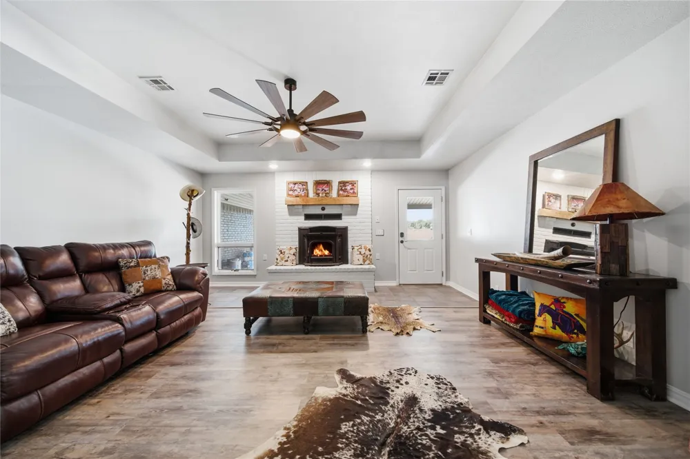 13354 E 520 ROAD Colcord, OK 74338