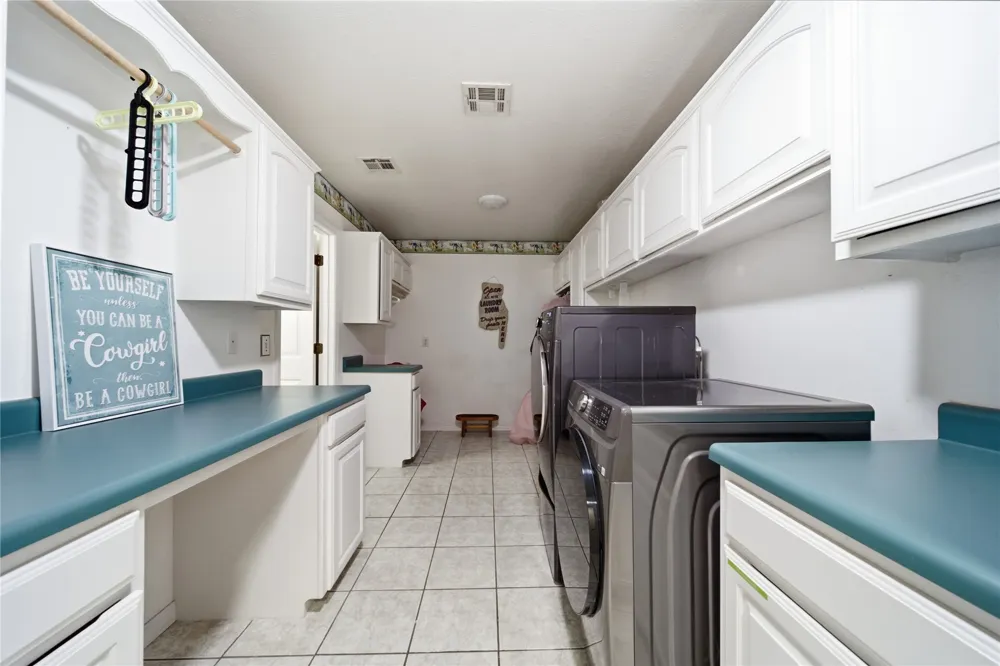 13354 E 520 ROAD Colcord, OK 74338