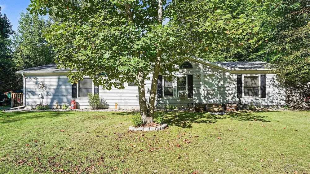 2410 S Loomis Road Chippewa Township, MI 48858
