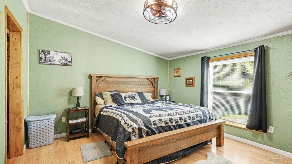 2410 S Loomis Road Chippewa Township, MI 48858