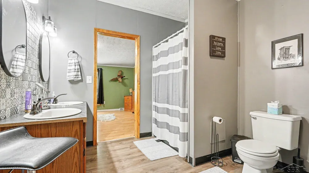 2410 S Loomis Road Chippewa Township, MI 48858