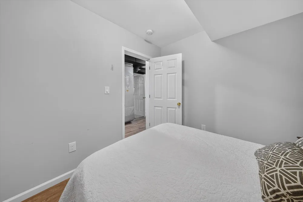 117 Ponds View Drive Ann Arbor City, MI 48103
