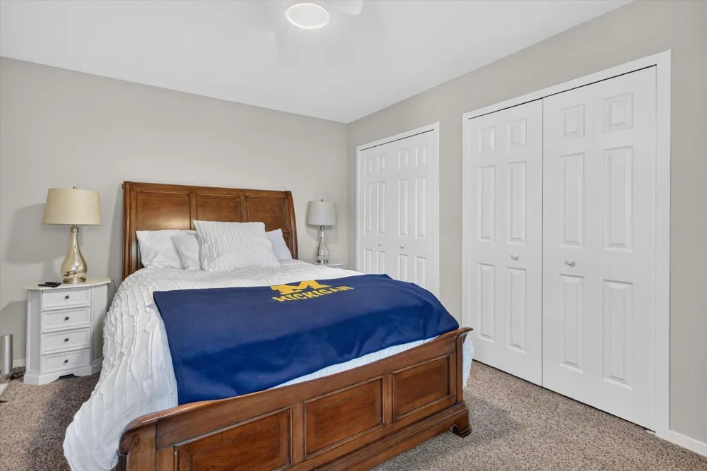 117 Ponds View Drive Ann Arbor City, MI 48103