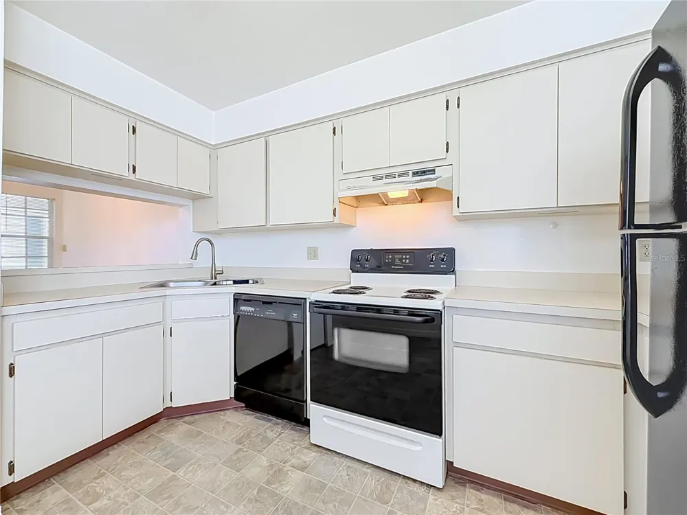 6810 STONES THROW CIRCLE #13302 St Petersburg, FL 33710