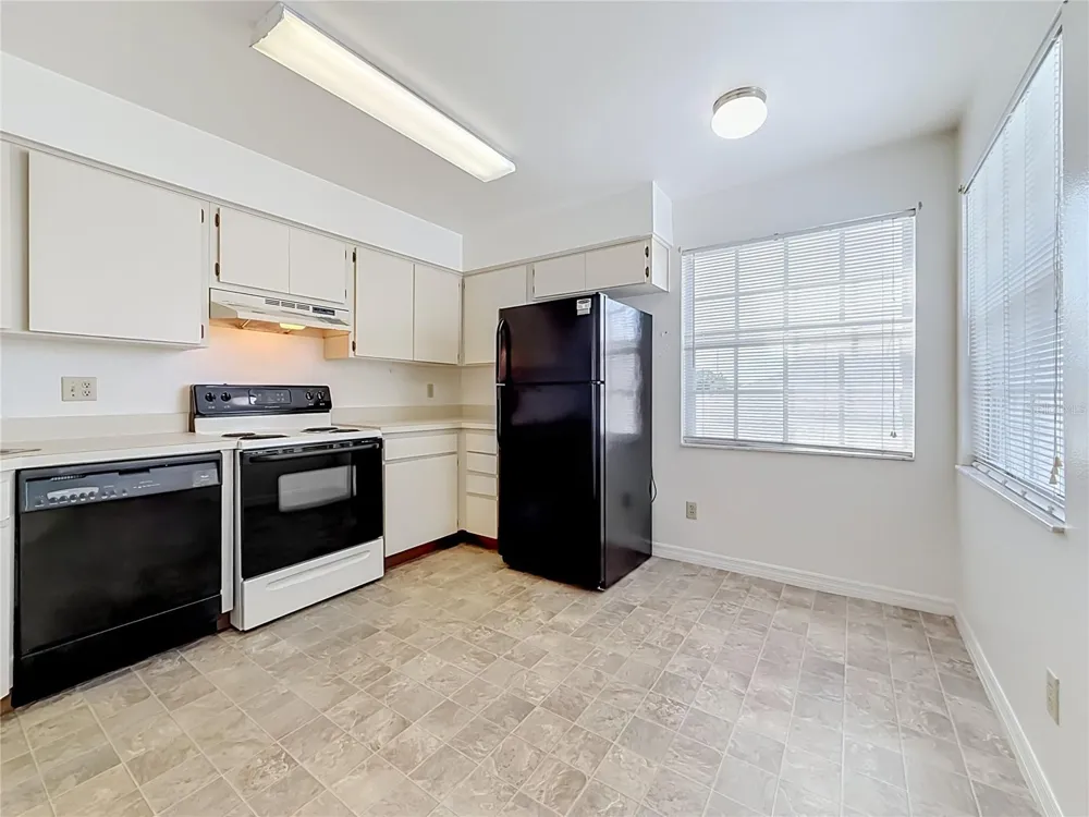 6810 STONES THROW CIRCLE #13302 St Petersburg, FL 33710