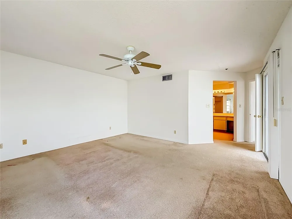 6810 STONES THROW CIRCLE #13302 St Petersburg, FL 33710