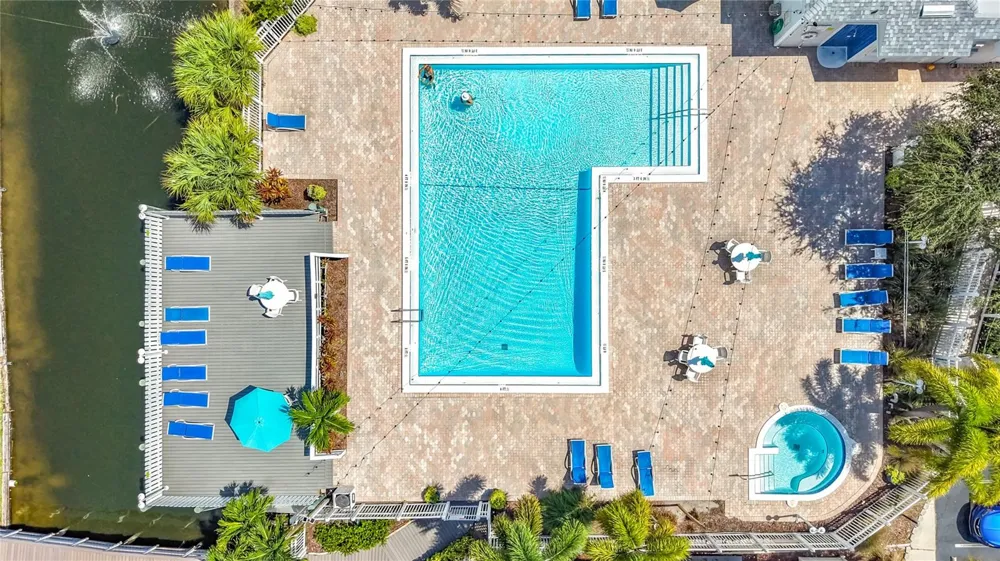 6810 STONES THROW CIRCLE #13302 St Petersburg, FL 33710