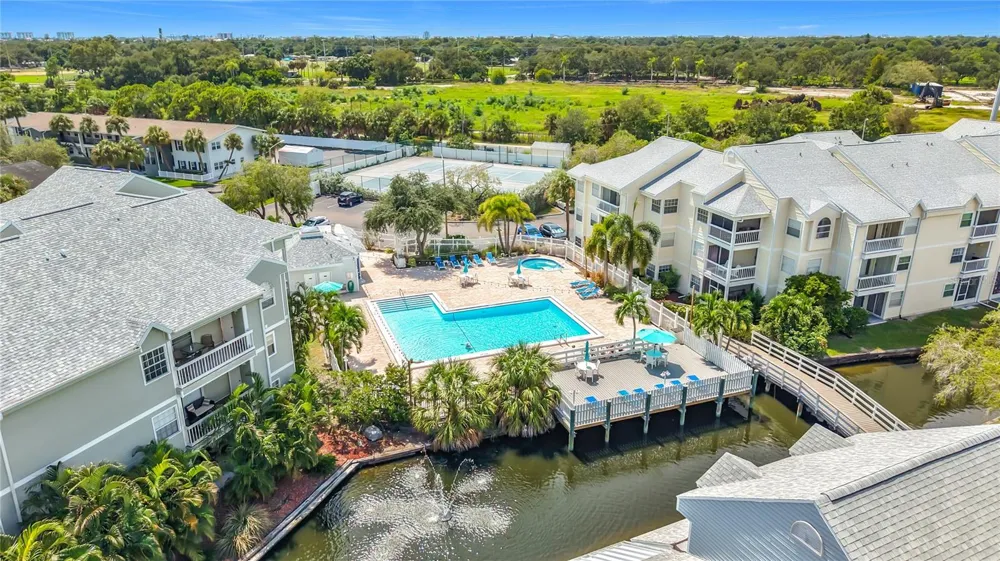 6810 STONES THROW CIRCLE #13302 St Petersburg, FL 33710