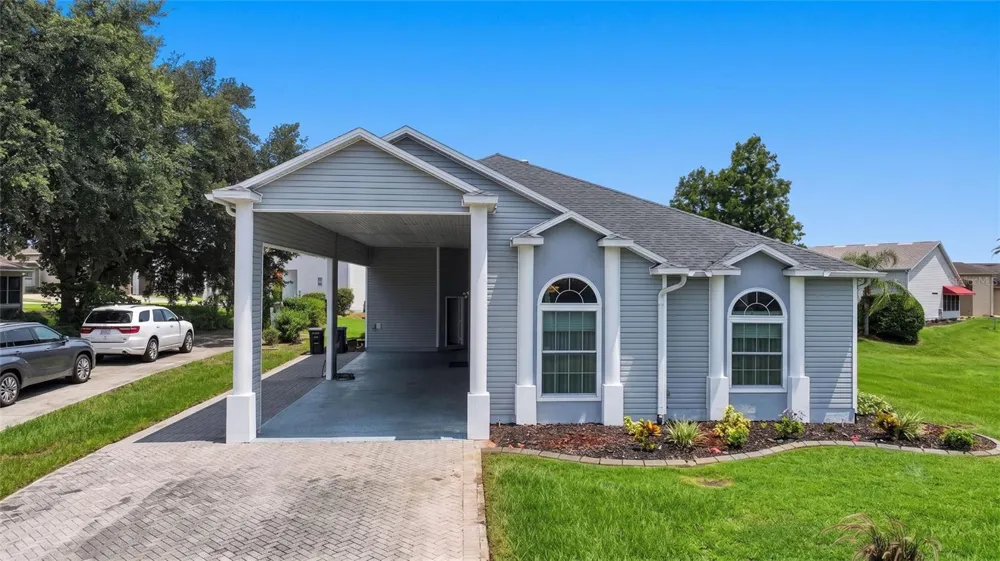 1097 CARAVAN LOOP Polk City, FL 33868