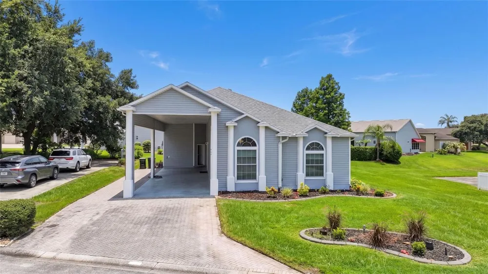 1097 CARAVAN LOOP Polk City, FL 33868