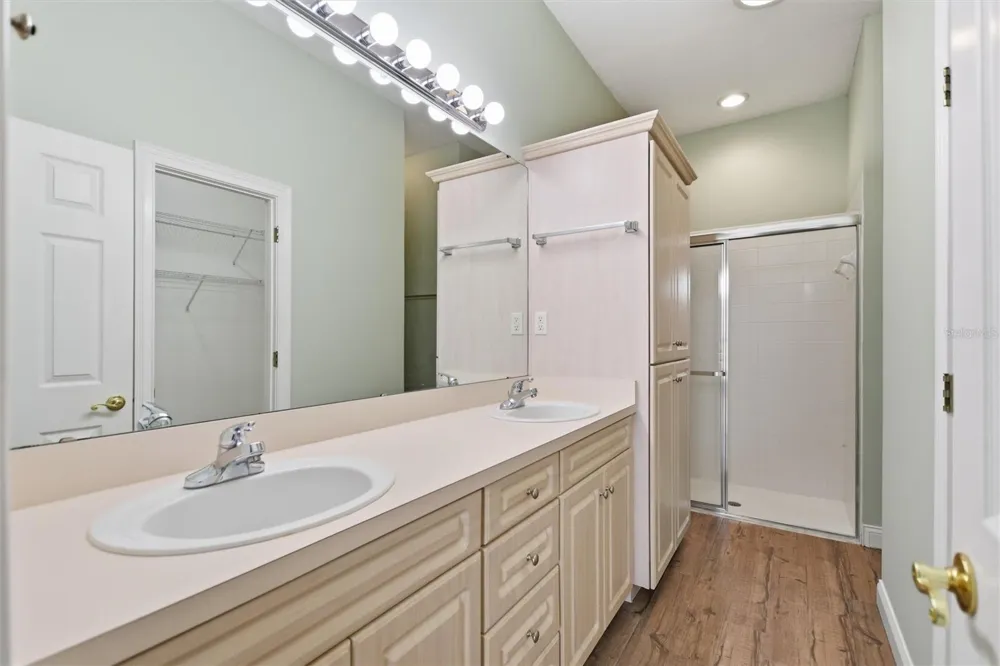 1097 CARAVAN LOOP Polk City, FL 33868