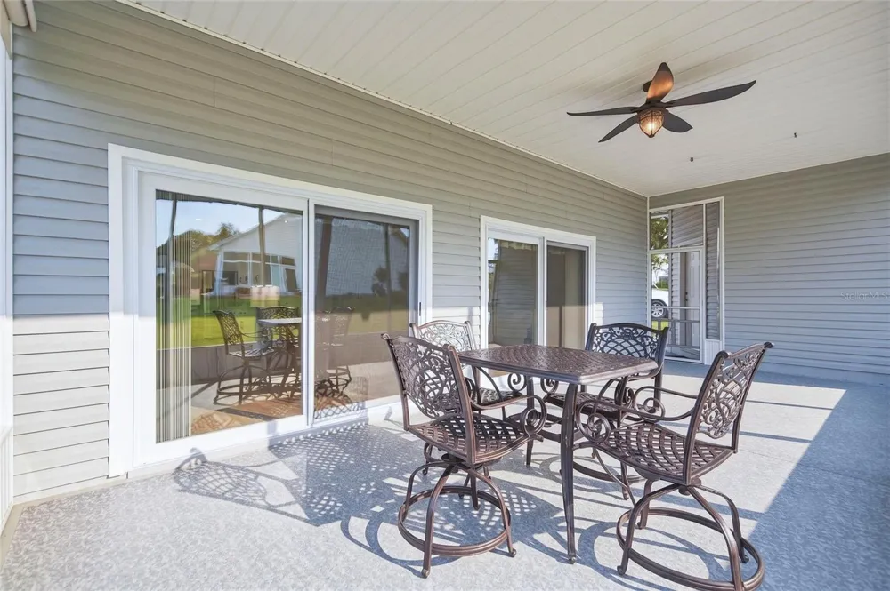 1097 CARAVAN LOOP Polk City, FL 33868