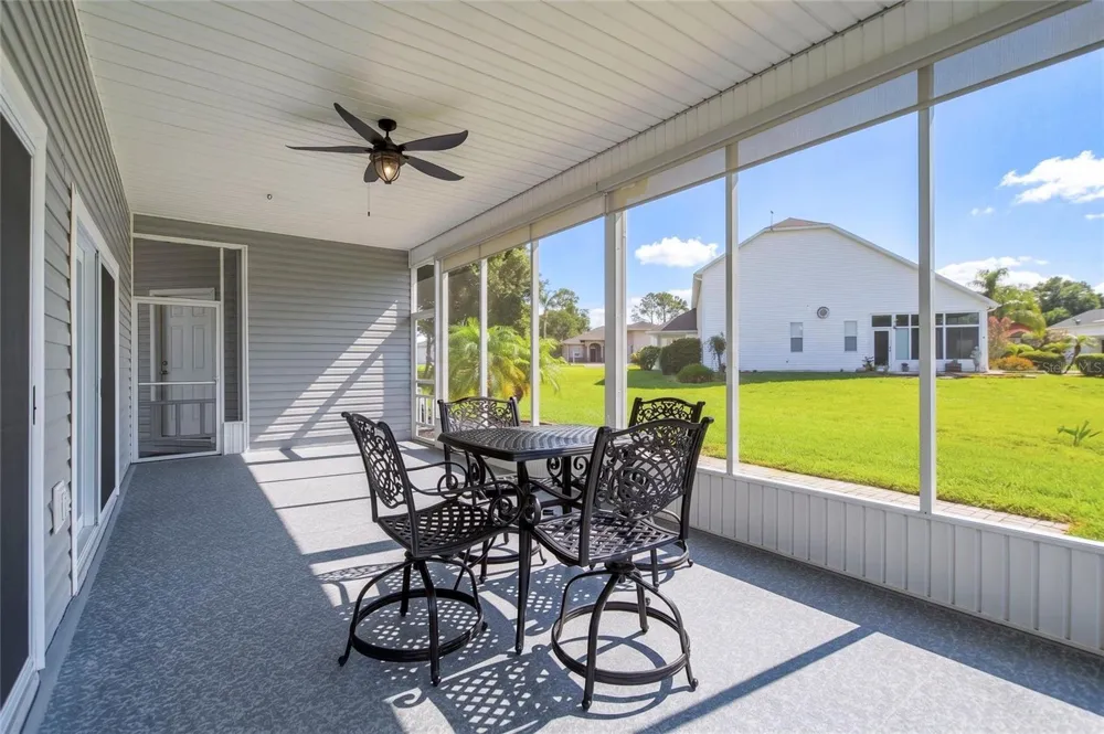 1097 CARAVAN LOOP Polk City, FL 33868