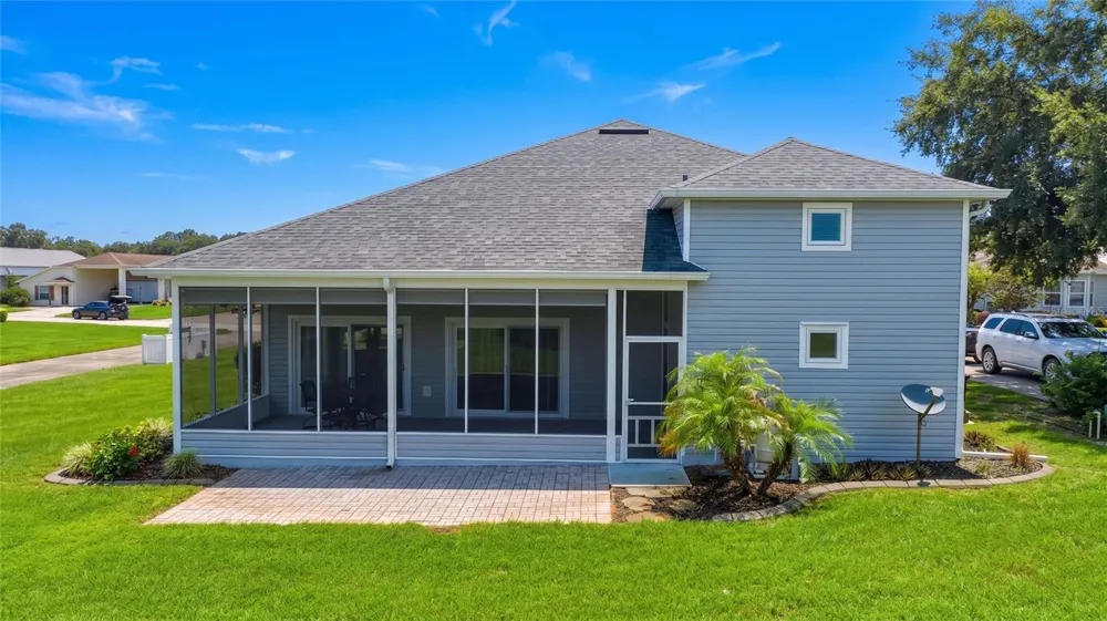 1097 CARAVAN LOOP Polk City, FL 33868