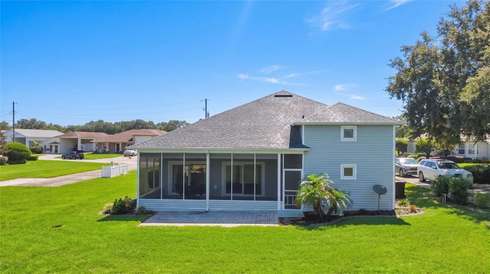 1097 CARAVAN LOOP Polk City, FL 33868