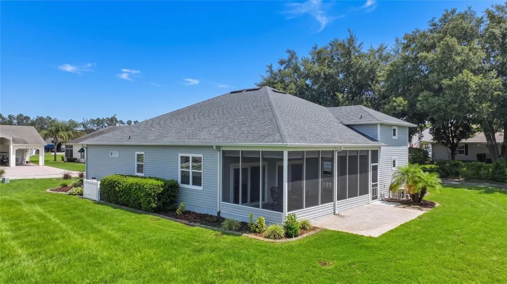 1097 CARAVAN LOOP Polk City, FL 33868