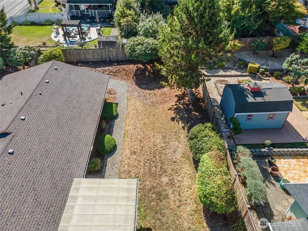 2104 SE 7th Street Puyallup, WA 98372