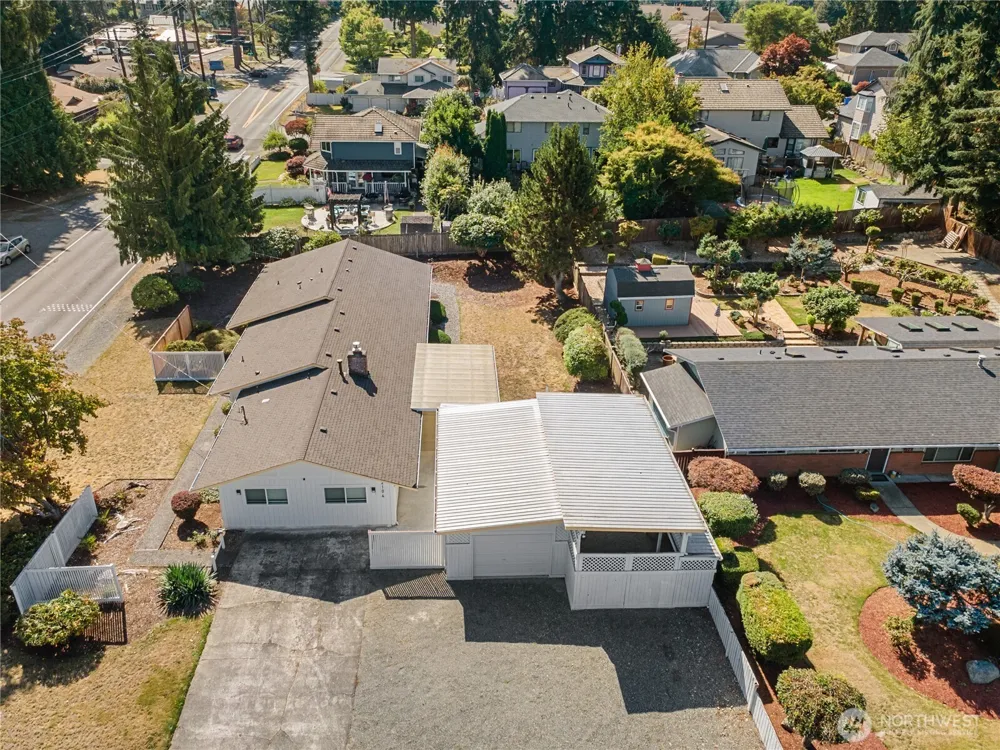 2104 SE 7th Street Puyallup, WA 98372