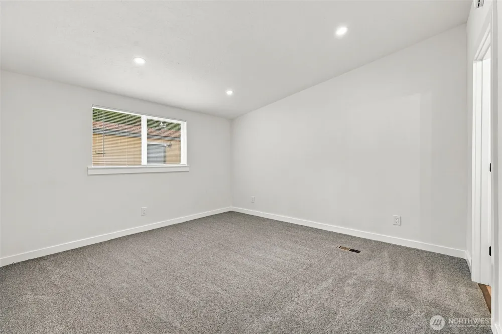 16604 4th Avenue Ct E #119 Spanaway, WA 98387