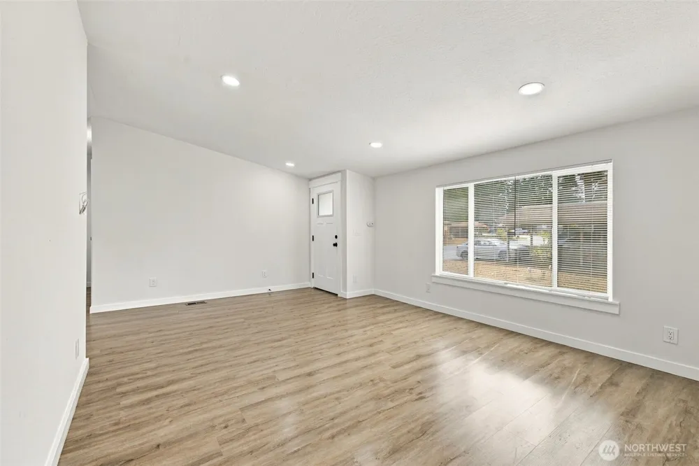 16604 4th Avenue Ct E #119 Spanaway, WA 98387