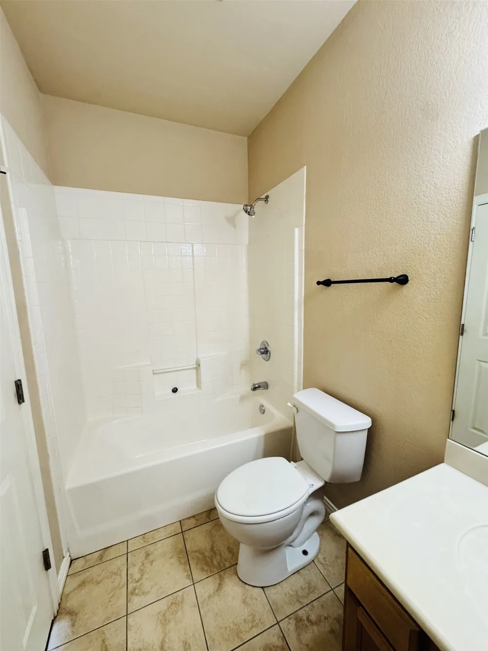 1622 Summer Hill Court Granbury, TX 76048