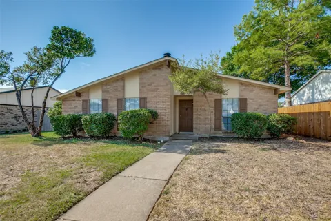960 Lockhart Drive