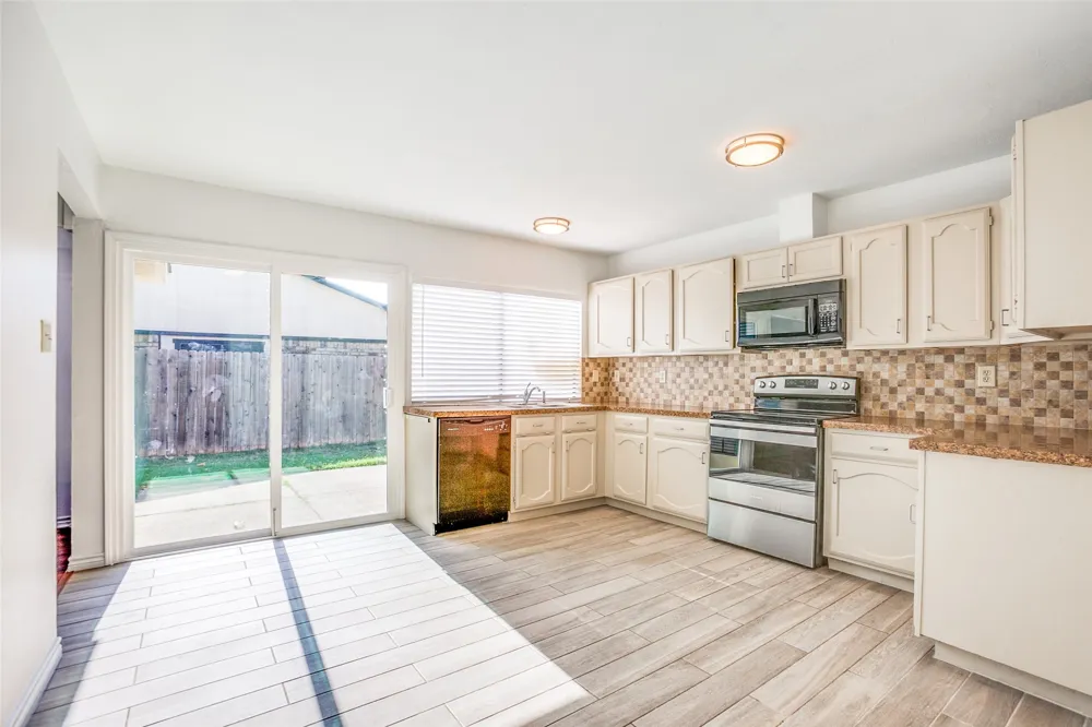 960 Lockhart Drive Plano, TX 75023