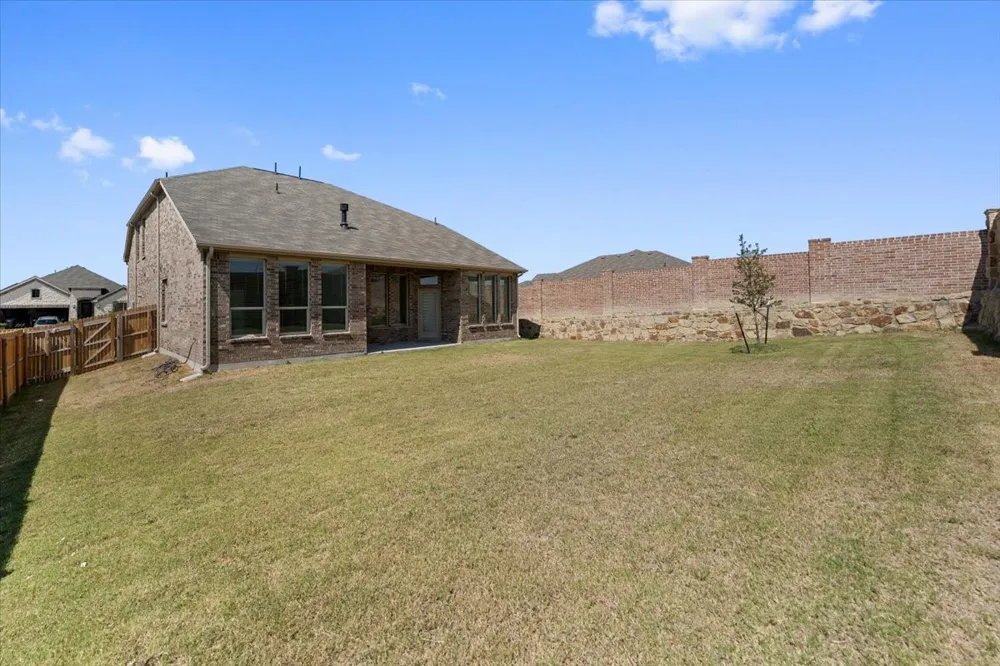 3001 Brainerd Drive Fort Worth, TX 76179