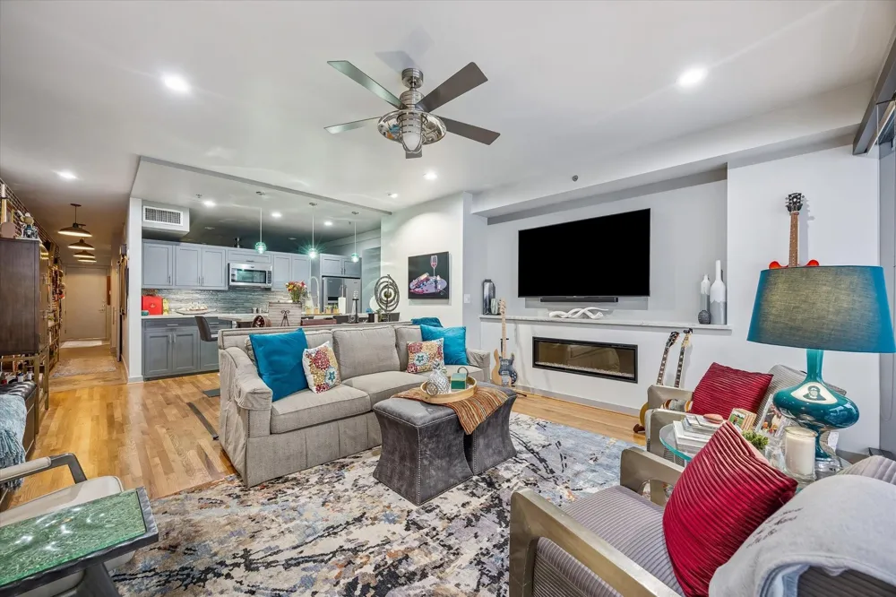 917 Main Street #506 Houston, TX 77002