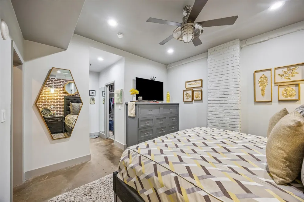917 Main Street #506 Houston, TX 77002