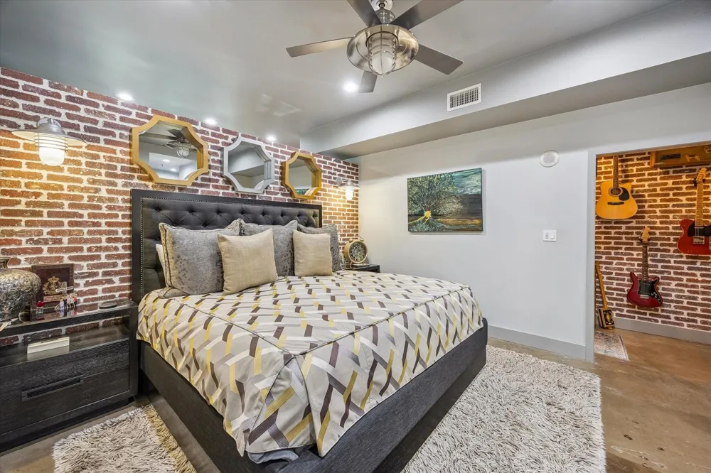 917 Main Street #506 Houston, TX 77002