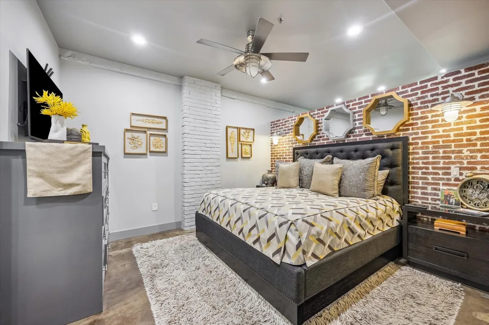 917 Main Street #506 Houston, TX 77002