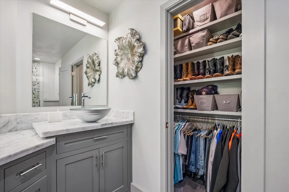 917 Main Street #506 Houston, TX 77002