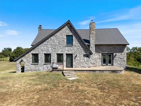 14282 530 ROAD