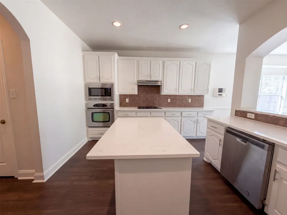 1803 High Meadow Street Glenn Heights, TX 75154