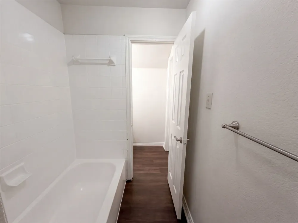 1803 High Meadow Street Glenn Heights, TX 75154