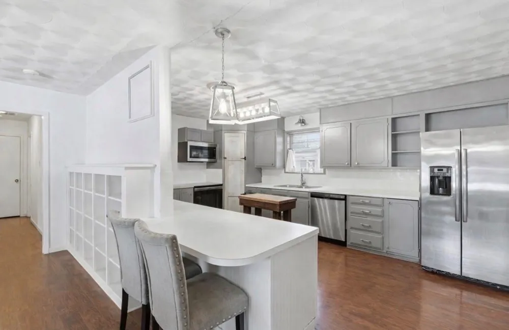 1224 Texas Street De Leon, TX 76444