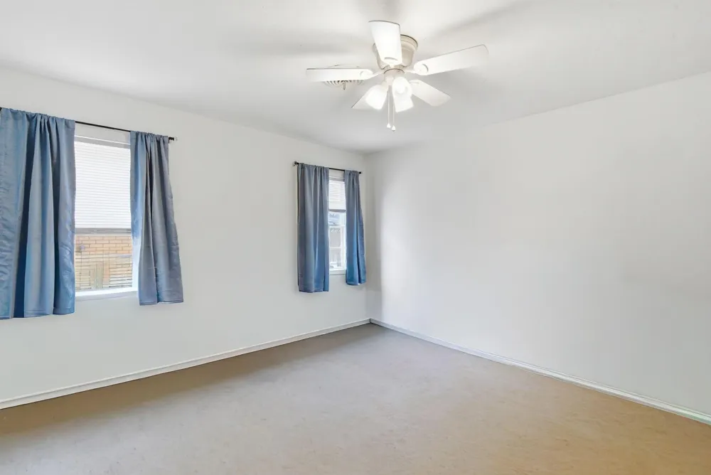1224 Texas Street De Leon, TX 76444