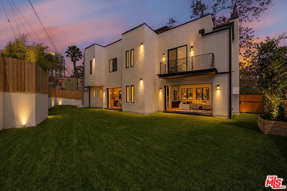 1325 Thayer Avenue Los Angeles, CA 90024