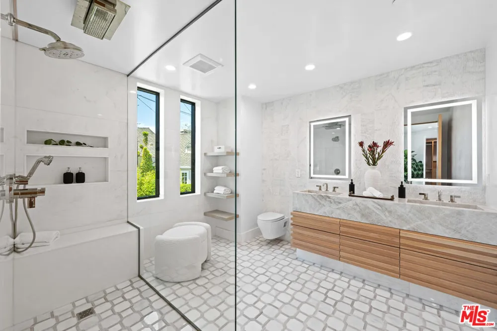 1325 Thayer Avenue Los Angeles, CA 90024
