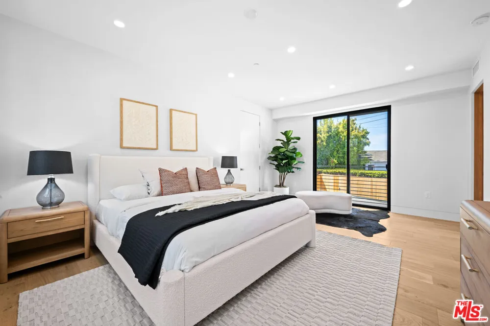 1325 Thayer Avenue Los Angeles, CA 90024