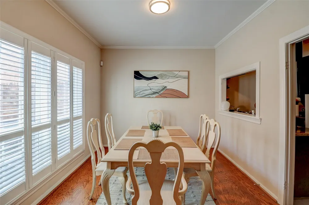 600 Wilcrest Drive #30 Houston, TX 77042