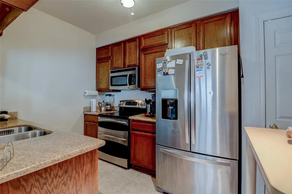 600 Wilcrest Drive #30 Houston, TX 77042