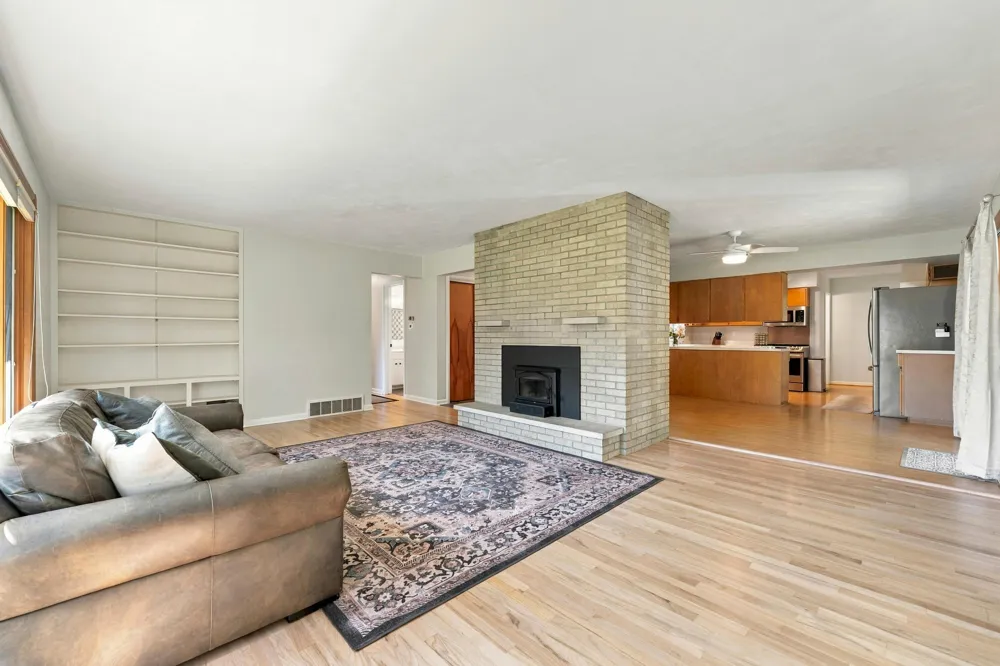 5185 S 11th Street S Kalamazoo, MI 49009