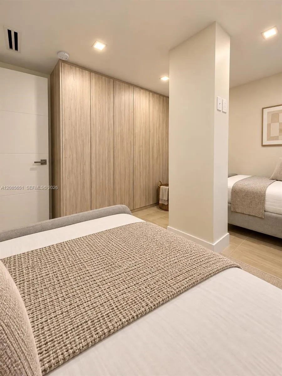 9801 Collins Ave #6E Bal Harbour, FL 33154