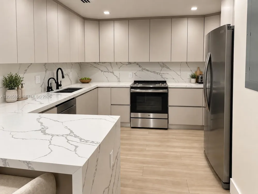 9801 Collins Ave #6E Bal Harbour, FL 33154