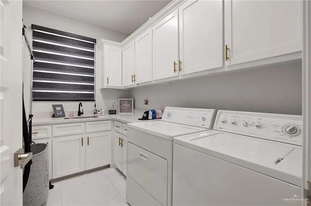 1301 Linda Street Alton, TX 78573