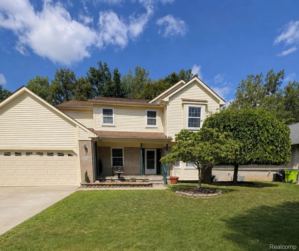 30128 Apple Grove Way Flat Rock City, MI 48134